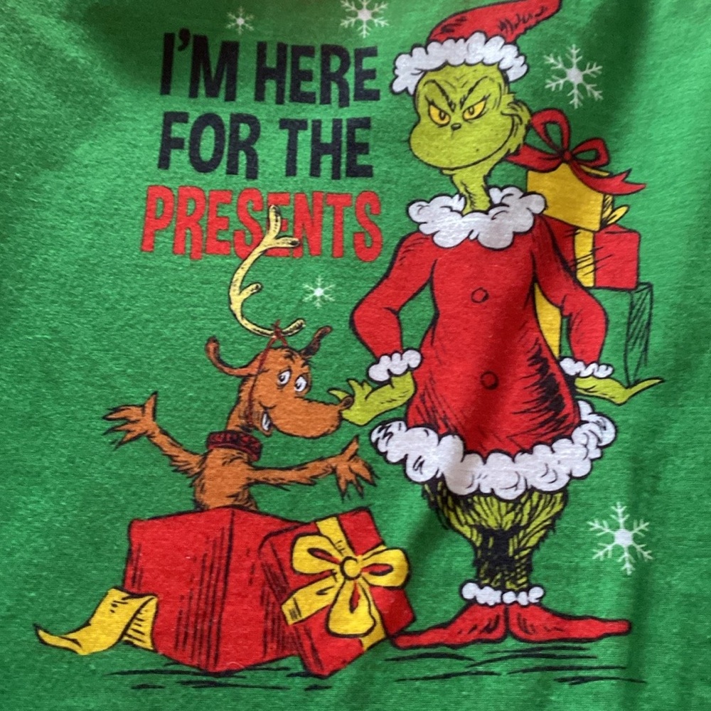 Unisex Pajama Top "I'M HERE FOR THE PRESENTS" with the Grinch, Size 10 - Picture 2 of 9